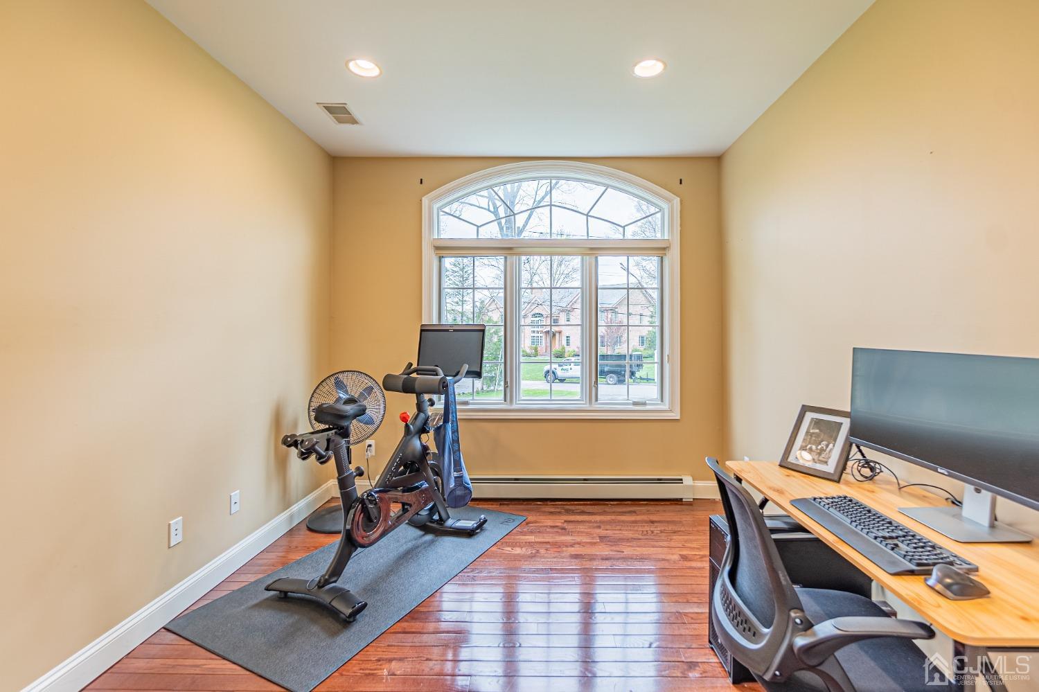 60 Sherwood Road Colonia, NJ 07067 - Photo 25 of 47 Gallery Image 25