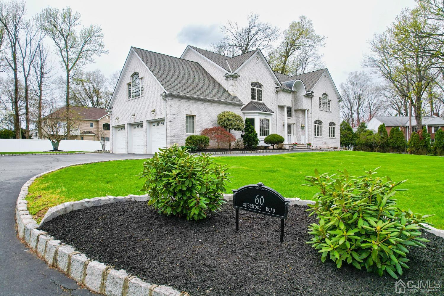 60 Sherwood Road Colonia, NJ 07067 - Photo 4 of 47 Gallery Image 4