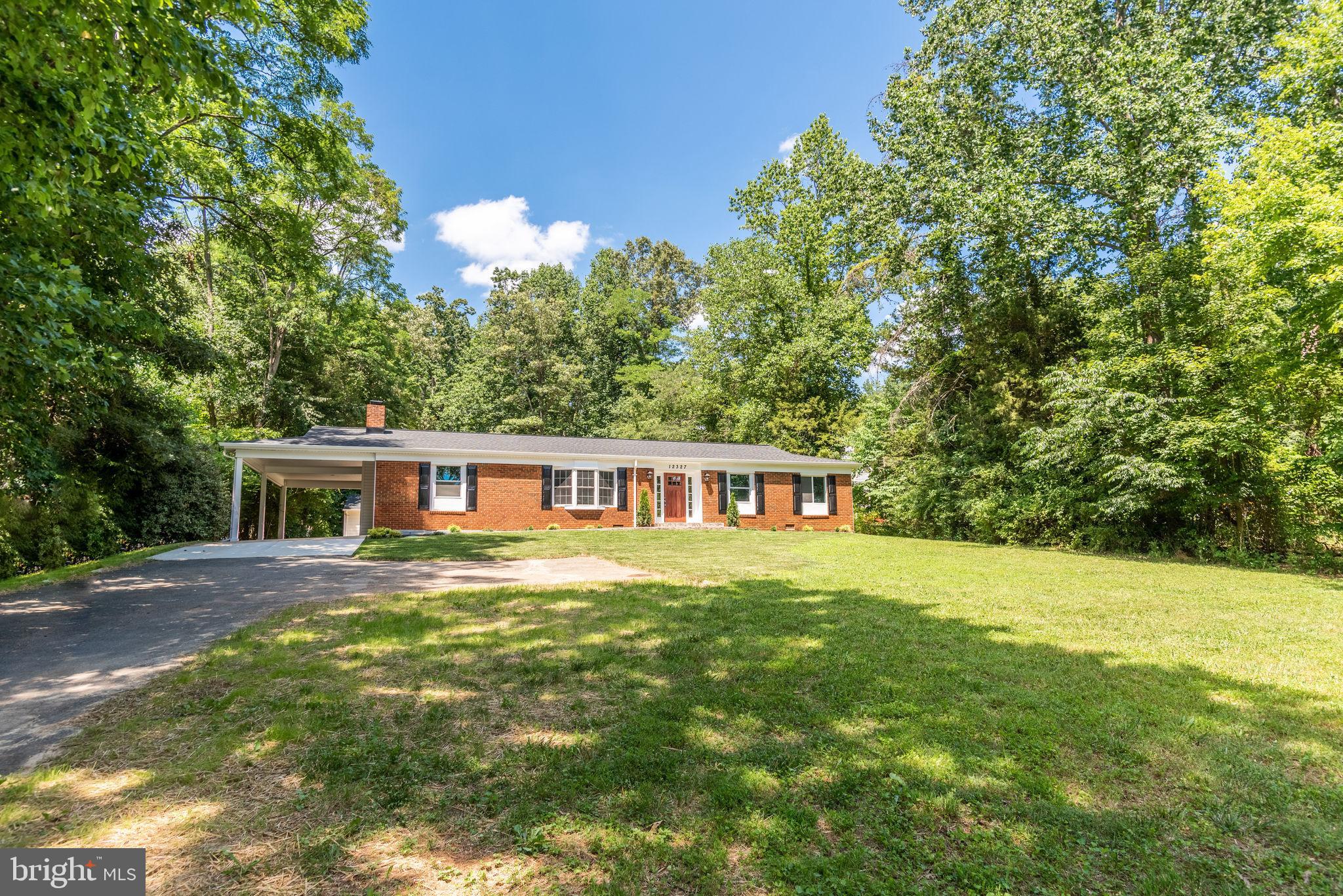 12327 Purcell Road Manassas, VA 20112 - Photo 2 of 56