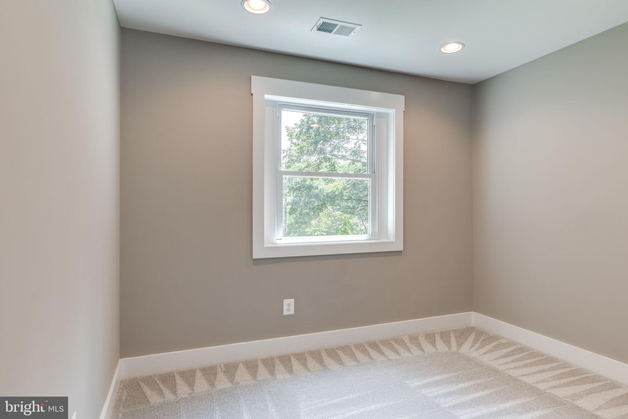 12327 Purcell Road Manassas, VA 20112 - Photo 35 of 56