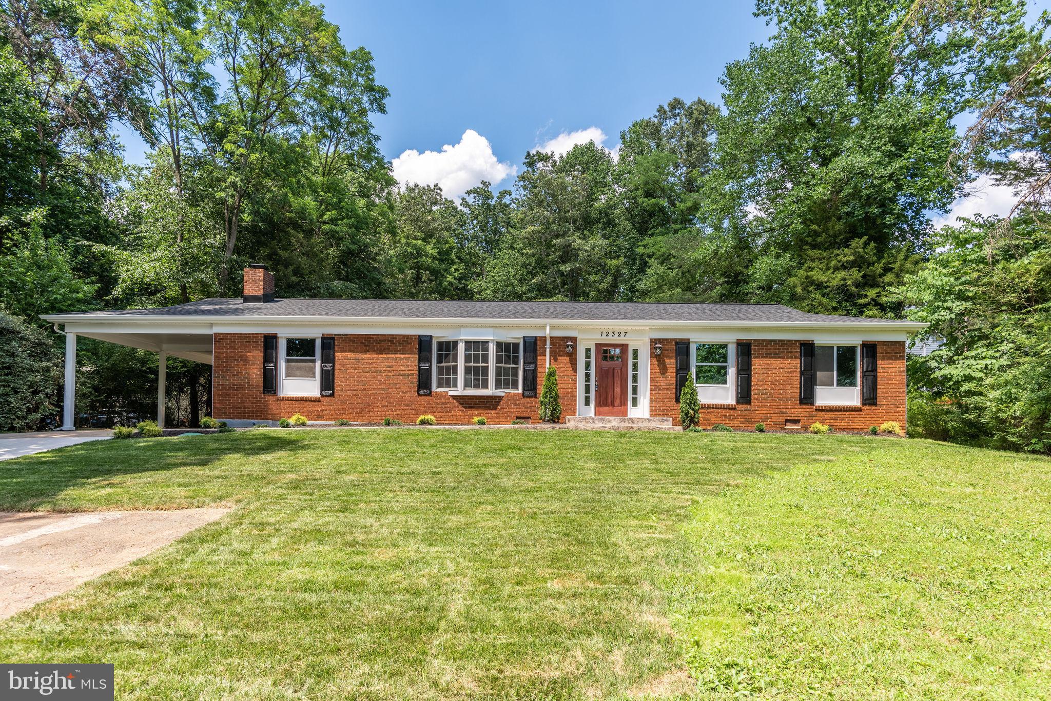 12327 Purcell Road Manassas, VA 20112 - Photo 5 of 56