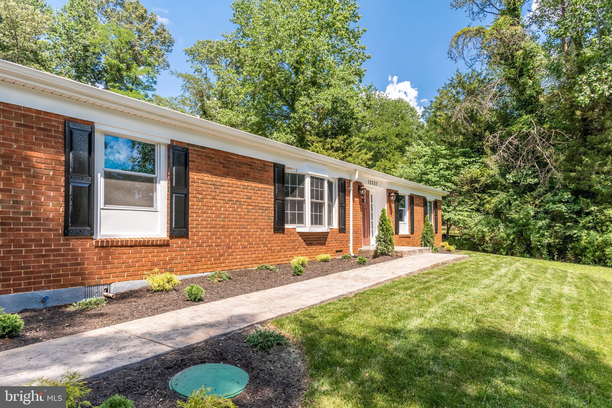 12327 Purcell Road Manassas, VA 20112 - Photo 7 of 56