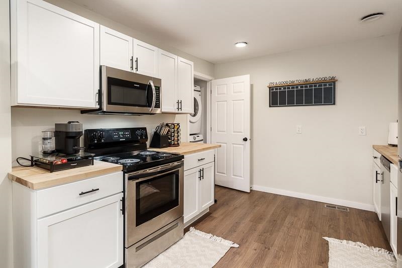 8224 Ravere Street Machesney Park, IL 61115 - Photo 11 of 32 Gallery Image 11