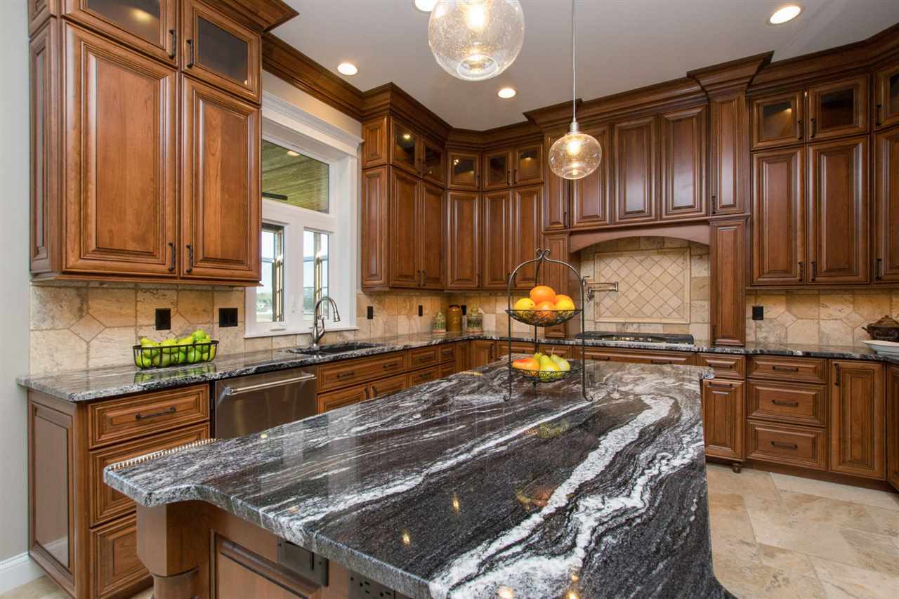 6102 Sanden Road Cedar Rapids, IA 52411 - Photo 9 of 23 Gallery Image 9