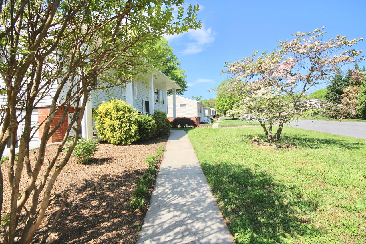 3924 Bower Road Roanoke, VA 24018 - Photo 3 of 42 Bower - 4
