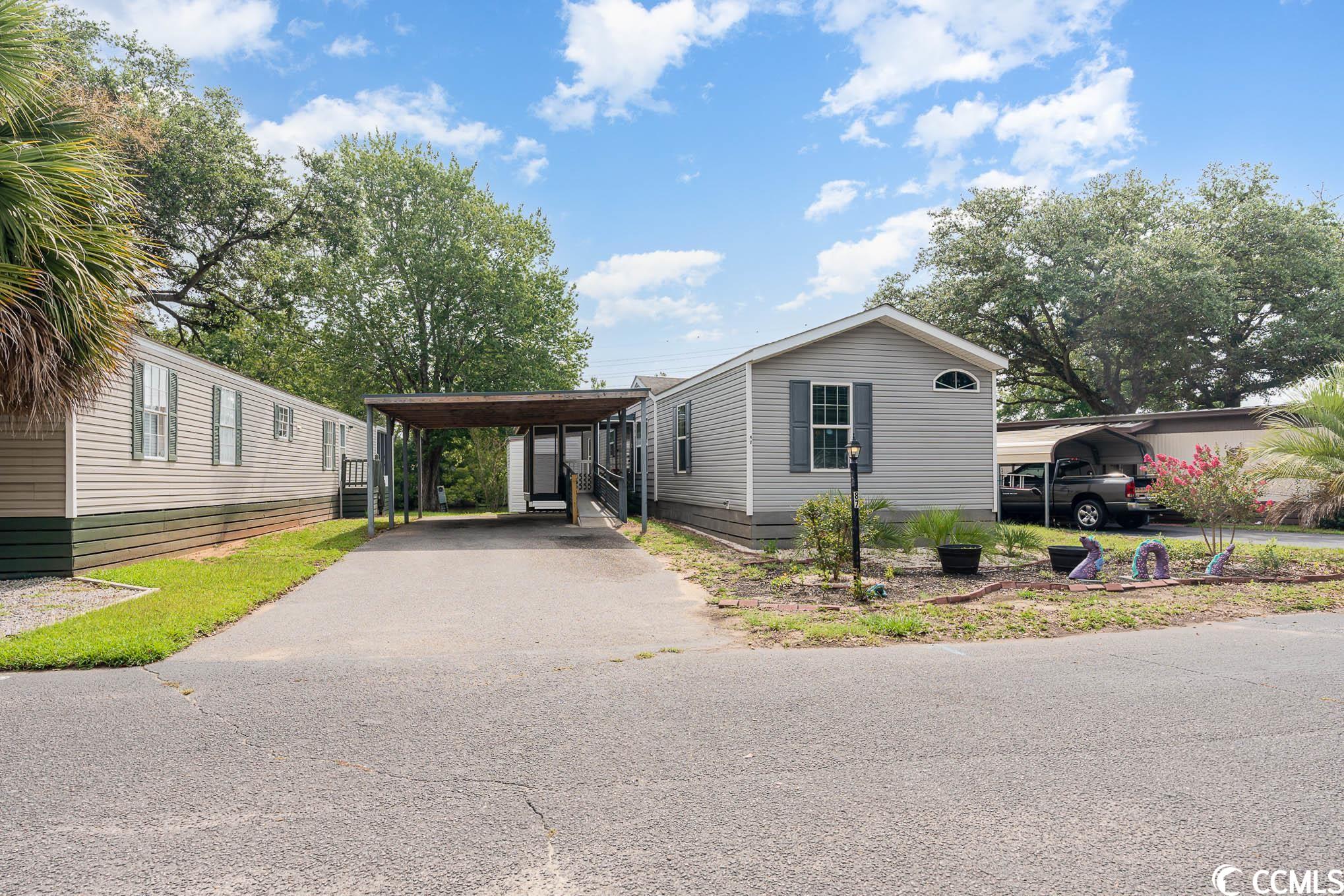 87 Beacon Court Murrells Inlet, SC 29576 - Photo 2 of 30