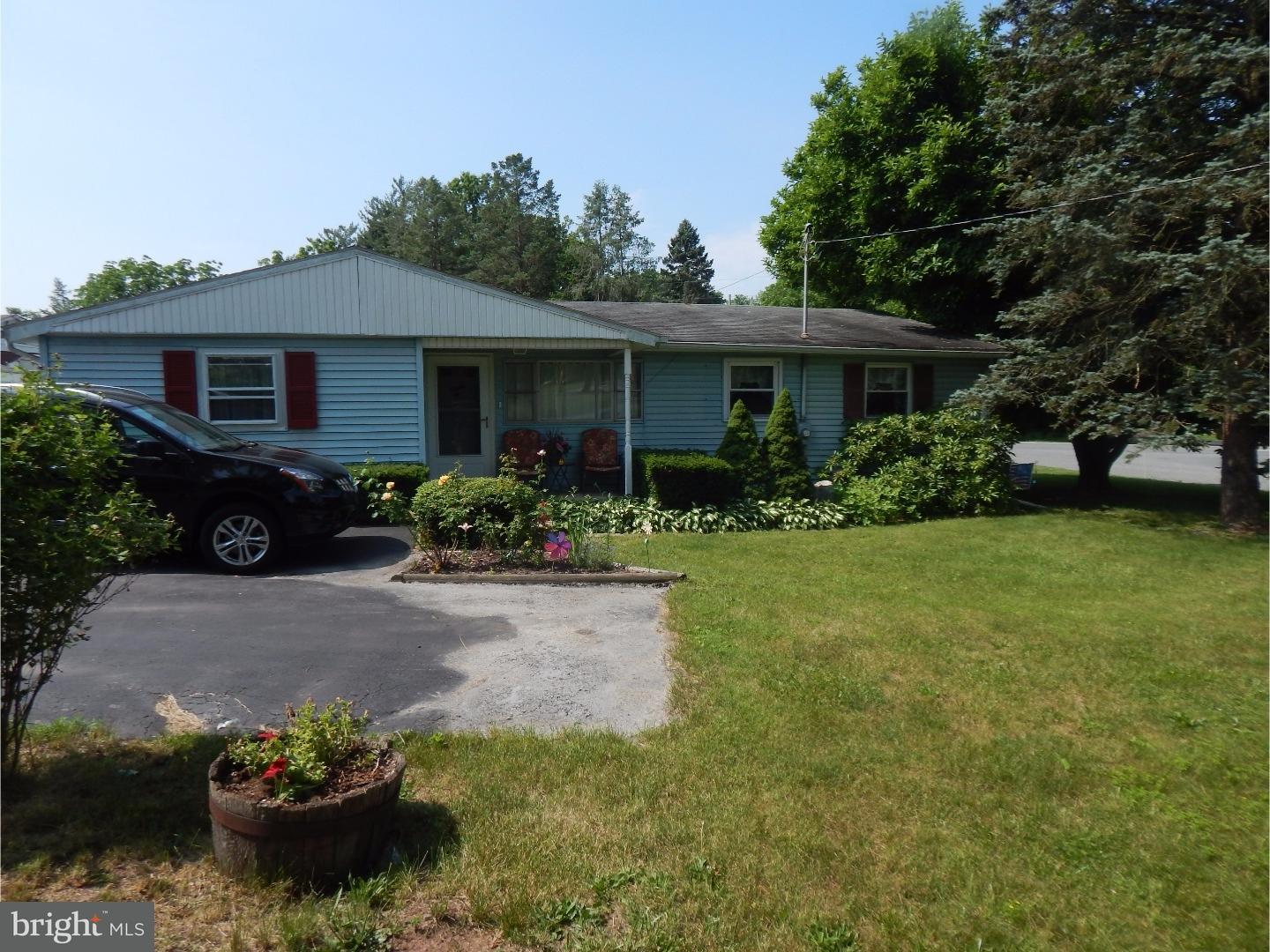 7 Hillview Road Birdsboro, PA 19508 - Photo 1 of 11 Gallery Image 1