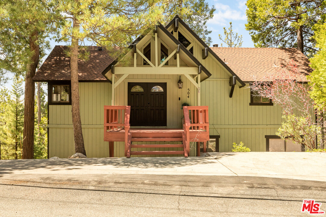 504 Rainier Road Lake Arrowhead, CA 92352 - Photo 1 of 37 Gallery Image 1