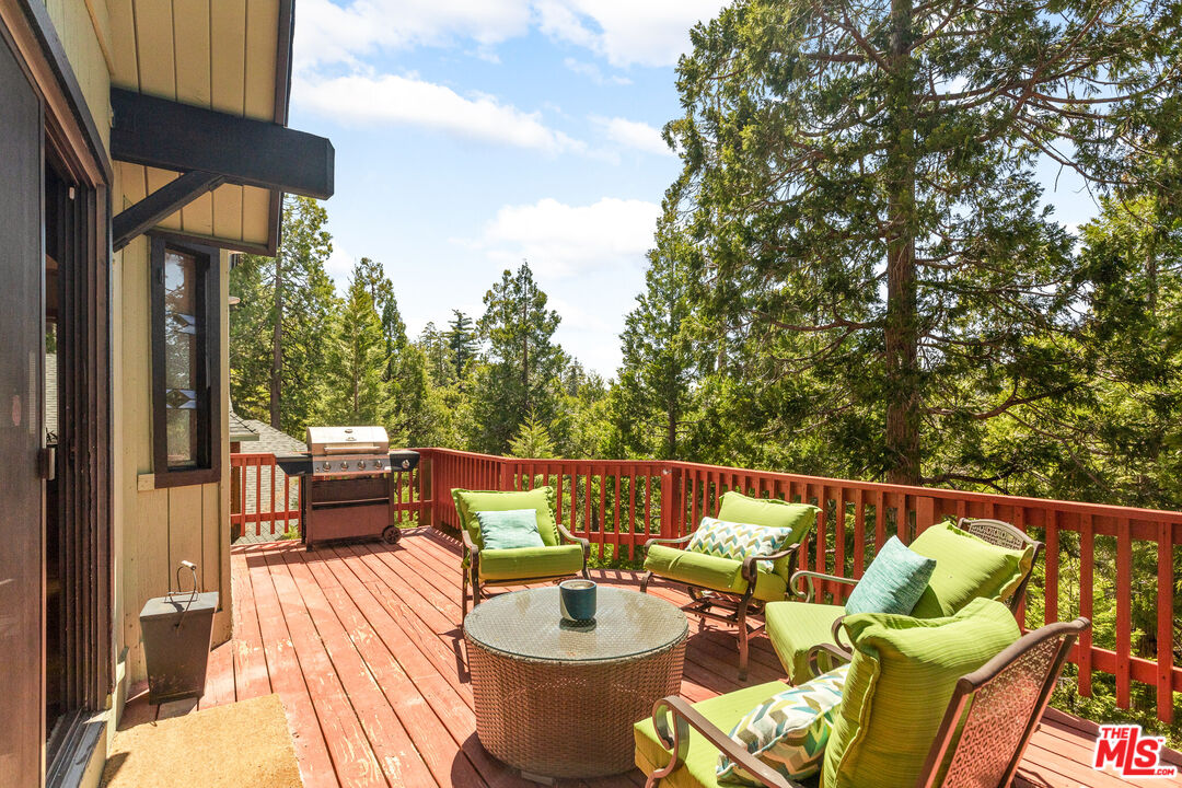 504 Rainier Road Lake Arrowhead, CA 92352 - Photo 14 of 37 Gallery Image 14