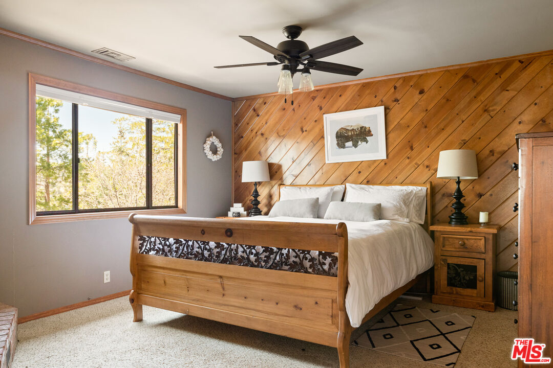 504 Rainier Road Lake Arrowhead, CA 92352 - Photo 15 of 37 Gallery Image 15