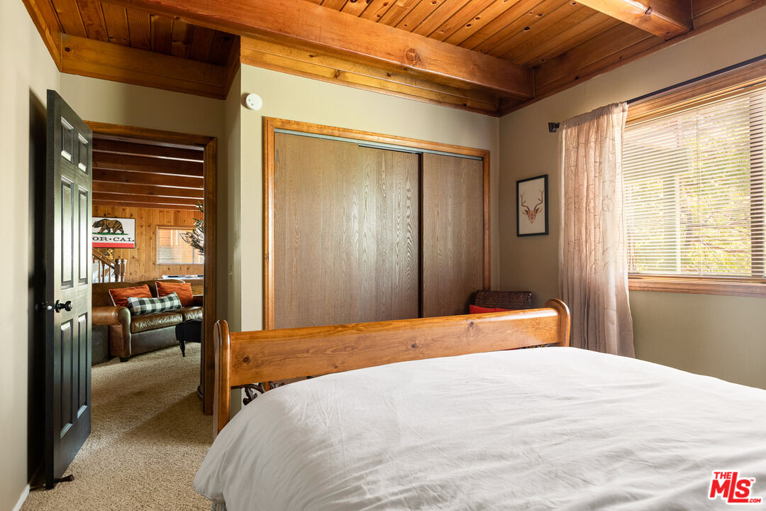 504 Rainier Road Lake Arrowhead, CA 92352 - Photo 23 of 37 Gallery Image 23