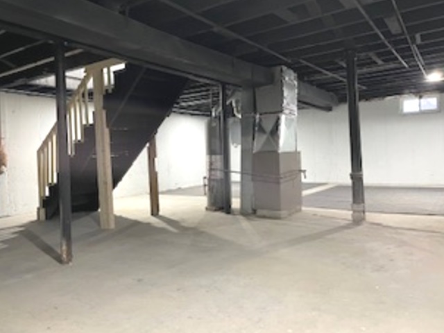 14825 Maplewood Avenue Harvey, IL 60426 - Photo 9 of 9 a view of empty room