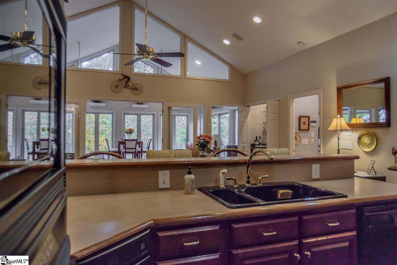 119 Club Point Anderson, SC 29626 - Photo 8 of 36