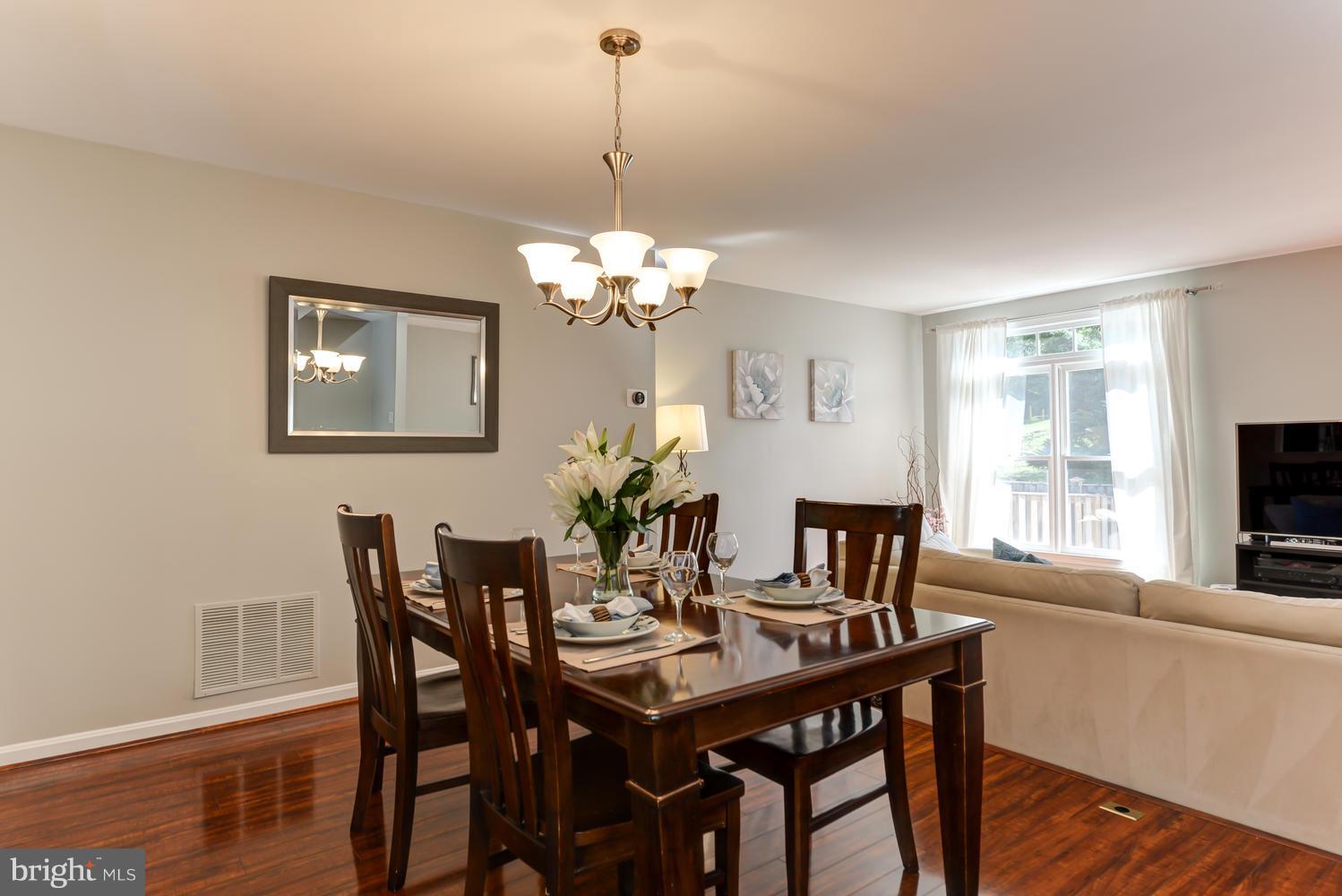 7227 Olde Lantern Way Springfield, VA 22152 - Photo 9 of 30 Dining Room