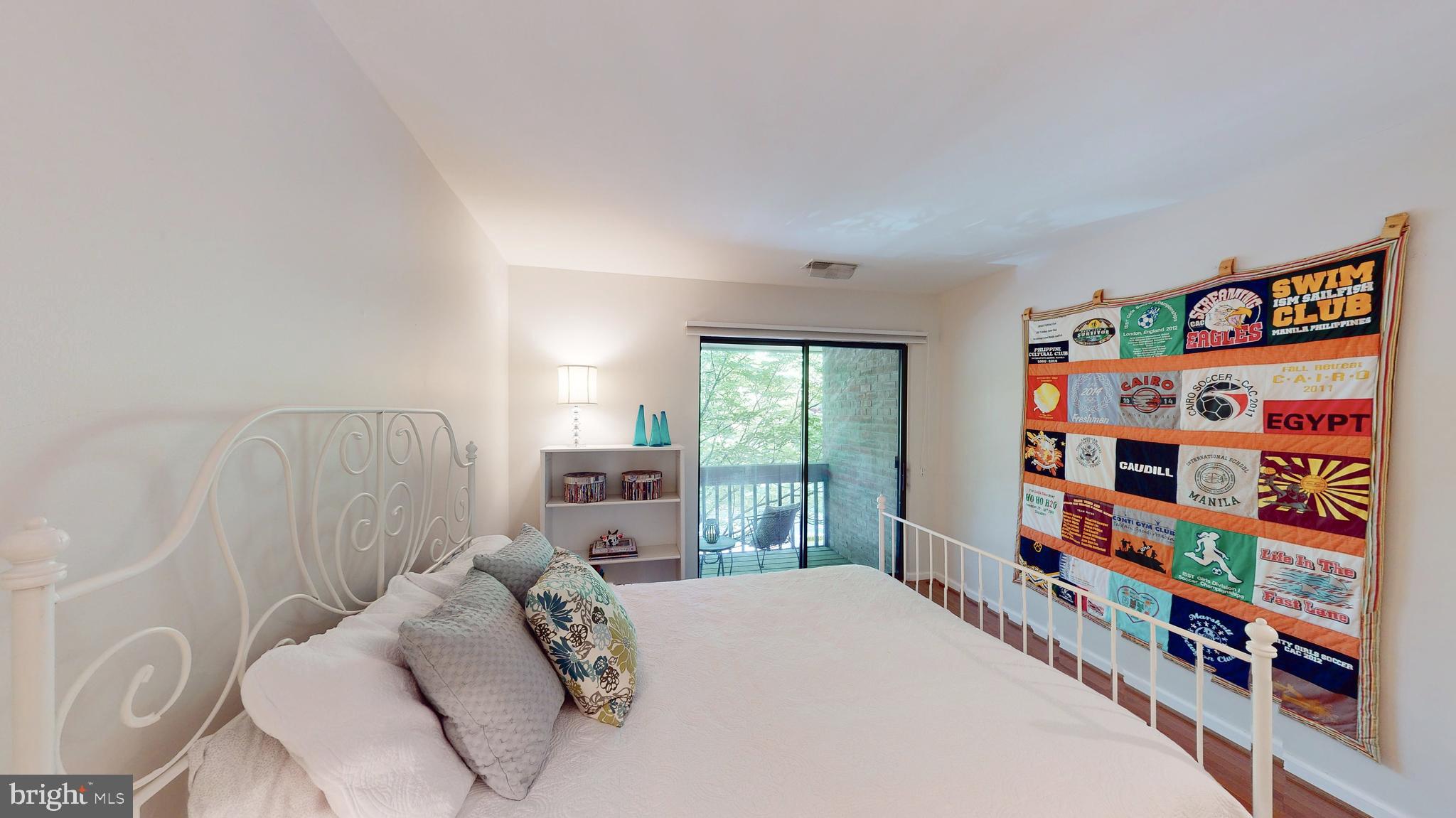 2012 Lakebreeze Way Reston, VA 20191 - Photo 30 of 78 Gallery Image 30