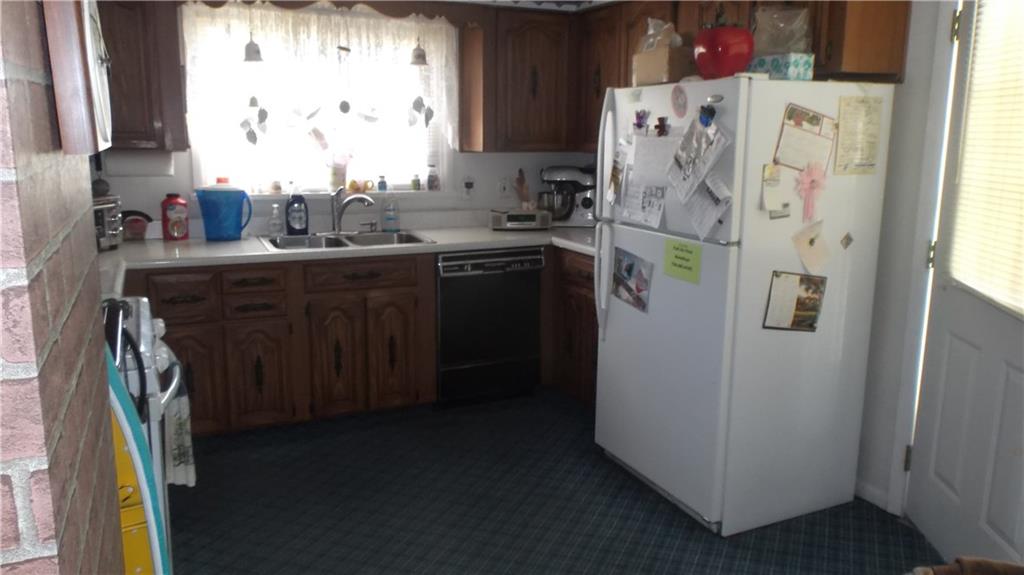18 Pikeview Drive Richeyville, PA 15358 - Photo 5 of 24 Kitchen