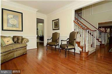 4468 Corral Road Warrenton, VA 20187 - Photo 12 of 30 Living Room with hardwood floors