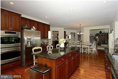 4468 Corral Road Warrenton, VA 20187 - Photo 18 of 30 Kitchen w granite, center island