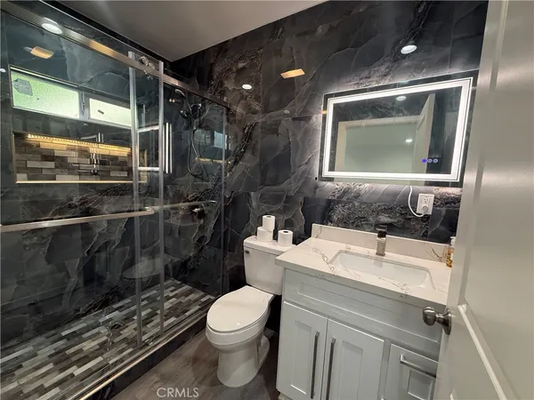 $1,000,000 | 2520 Ohio Avenue, South Gate, CA 90280