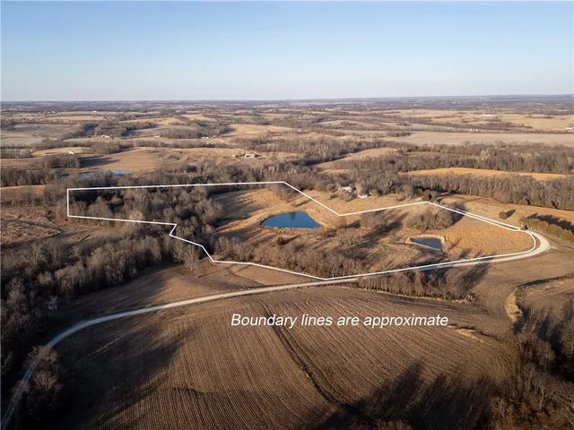 $156,250 | Rockingham Road, Hardin, MO 64035