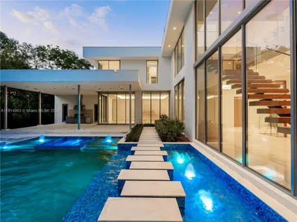 $10,995,000 | 6720 Southwest 98th Street, Pinecrest, FL 33156