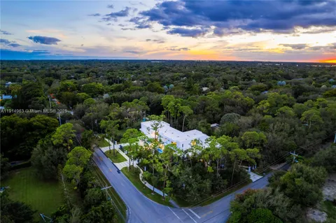 $10,995,000 | 6720 Southwest 98th Street, Pinecrest, FL 33156