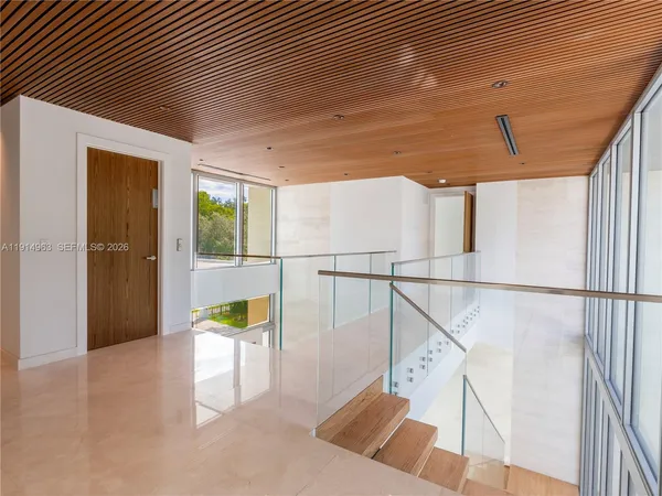 $10,495,000 | 6720 Southwest 98th Street, Pinecrest, FL 33156