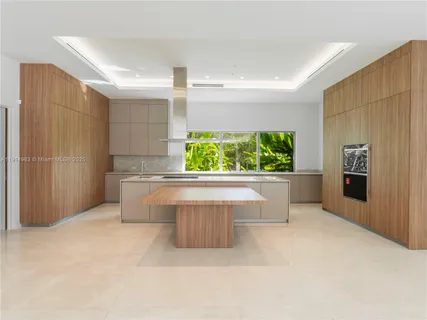 $10,995,000 | 6720 Southwest 98th Street, Pinecrest, FL 33156