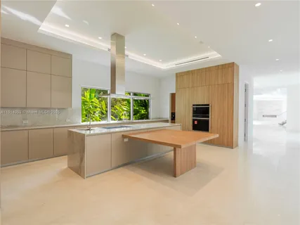 $10,995,000 | 6720 Southwest 98th Street, Pinecrest, FL 33156