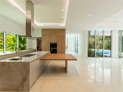 $10,995,000 | 6720 Southwest 98th Street, Pinecrest, FL 33156