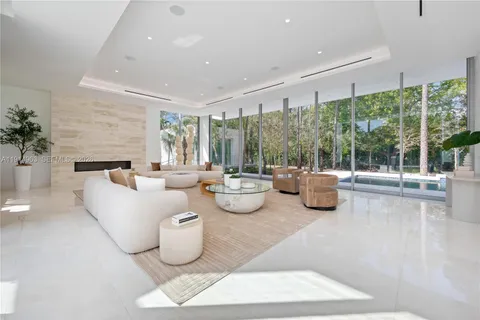 $9,650,000 | 6720 Southwest 98th Street, Pinecrest, FL 33156