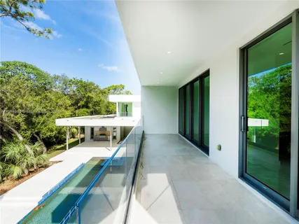 $10,995,000 | 6720 Southwest 98th Street, Pinecrest, FL 33156