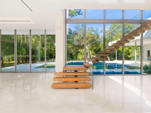 $10,995,000 | 6720 Southwest 98th Street, Pinecrest, FL 33156