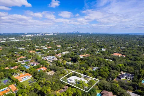 $10,995,000 | 6720 Southwest 98th Street, Pinecrest, FL 33156