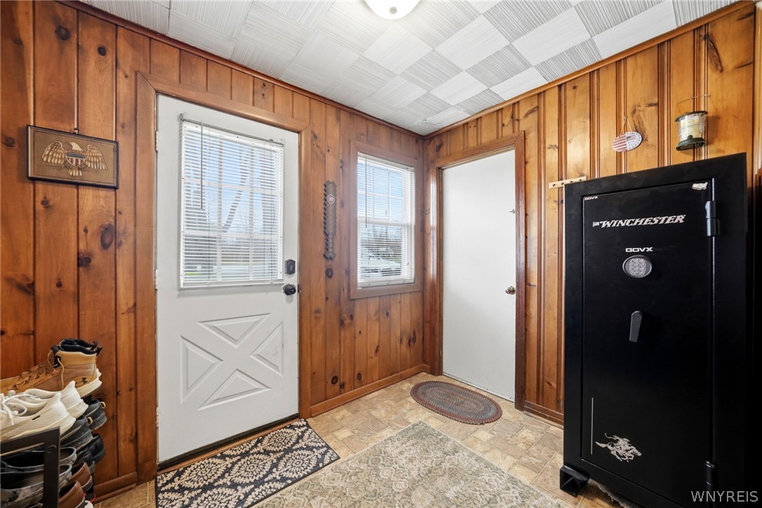 3456 South Newstead Road Alden, NY 14001 - Photo 15 of 32