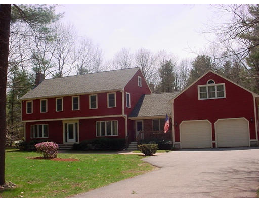 55 Leslie Road Rowley, MA 01969 - Photo 1 of 17