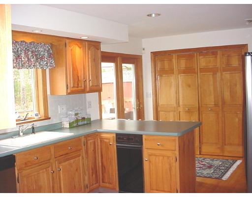 55 Leslie Road Rowley, MA 01969 - Photo 7 of 17