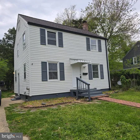 $2,100 | 21676 North Essex Drive, Lexington Park, MD 20653