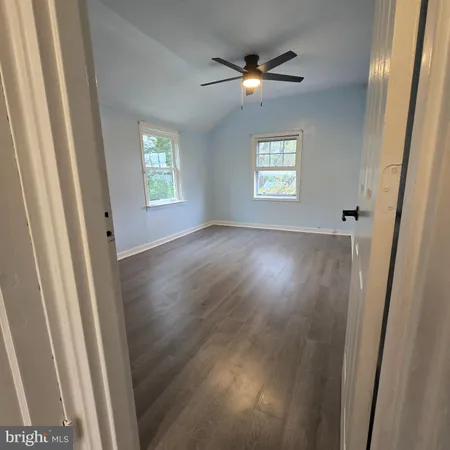 $2,100 | 21676 North Essex Drive, Lexington Park, MD 20653