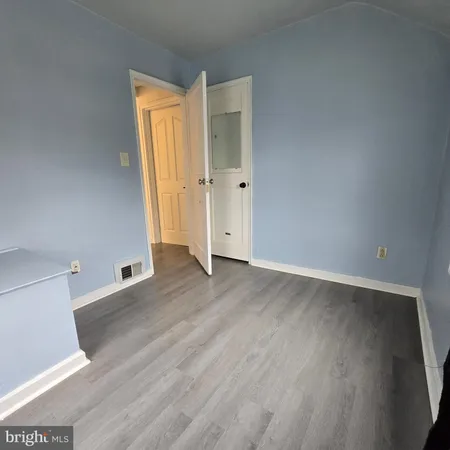 $2,100 | 21676 North Essex Drive, Lexington Park, MD 20653