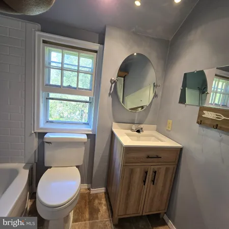 $2,100 | 21676 North Essex Drive, Lexington Park, MD 20653