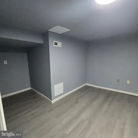 $2,100 | 21676 North Essex Drive, Lexington Park, MD 20653