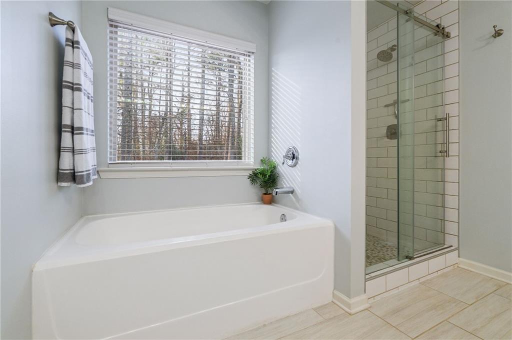 2399 Whispering Drive Northwest Kennesaw, GA 30144 - Photo 16 of 36