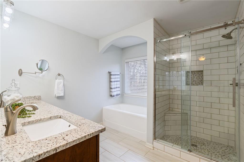 2399 Whispering Drive Northwest Kennesaw, GA 30144 - Photo 18 of 36