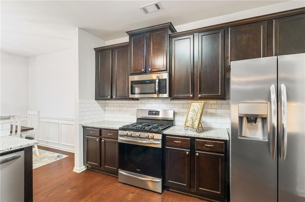 2399 Whispering Drive Northwest Kennesaw, GA 30144 - Photo 7 of 36