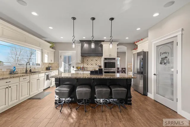 $1,600,000 | 4691 East Long Bow Bend, Idaho Falls, ID 83406