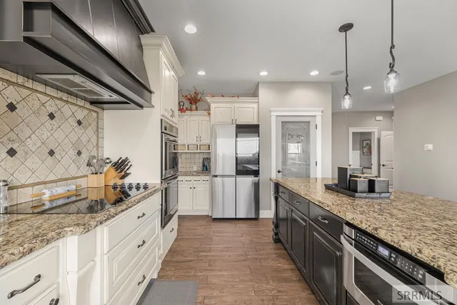 $1,600,000 | 4691 East Long Bow Bend, Idaho Falls, ID 83406