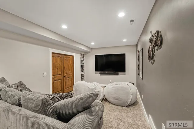 $1,600,000 | 4691 East Long Bow Bend, Idaho Falls, ID 83406