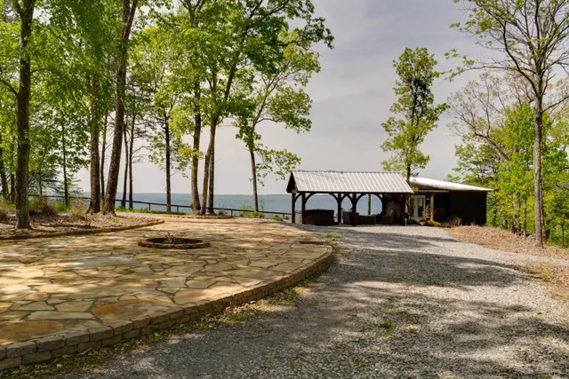 $560,000 | 1004 Window Rock Road, Dunlap, TN 37327