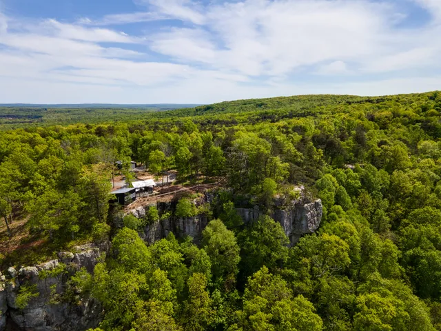 $560,000 | 1004 Window Rock Road, Dunlap, TN 37327